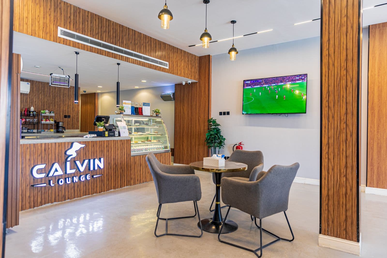 Calvin Lounge